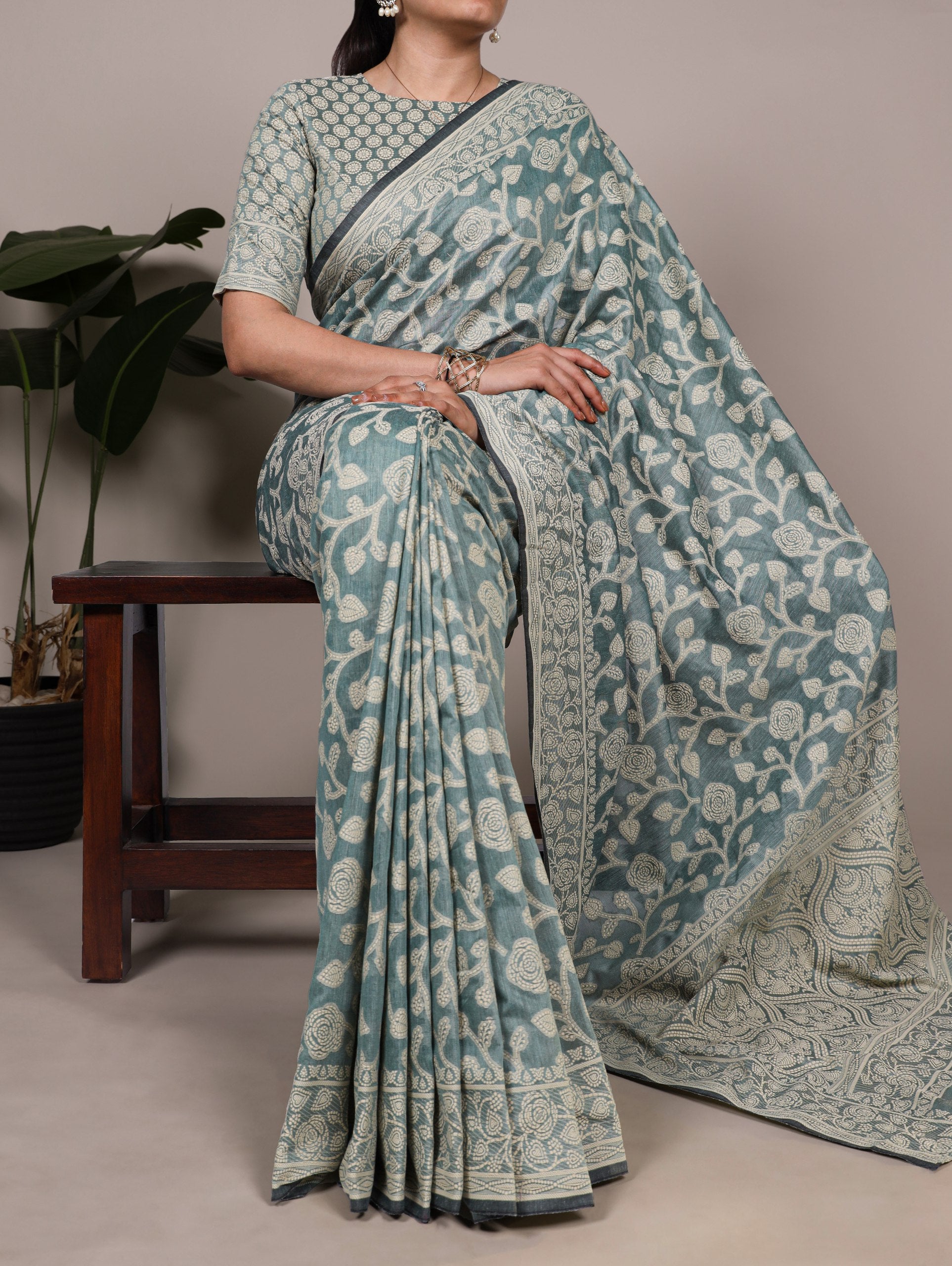 Flowing cotton silk texture with organic flower patterns makes this saree a perfect balance of tradition and ease 🪷