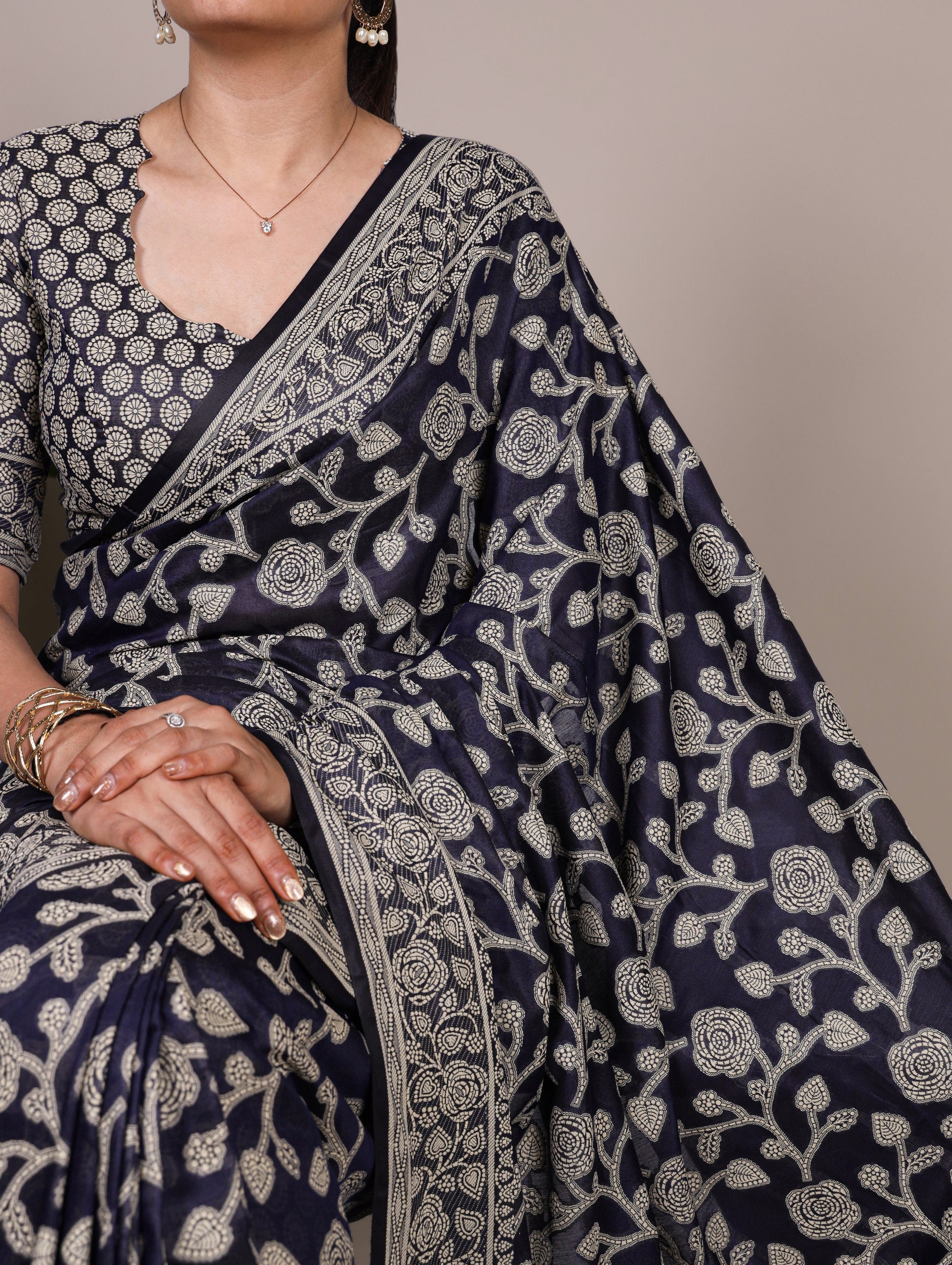 Flowing cotton silk texture with organic flower patterns makes this saree a perfect balance of tradition and ease 🪷