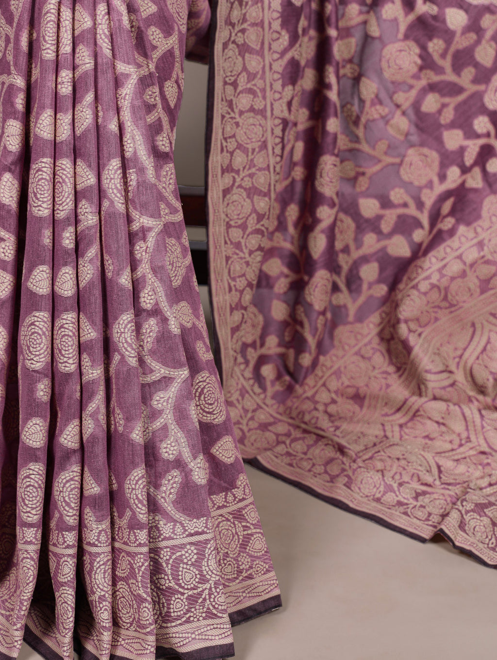 Flowing cotton silk texture with organic flower patterns makes this saree a perfect balance of tradition and ease 🪷