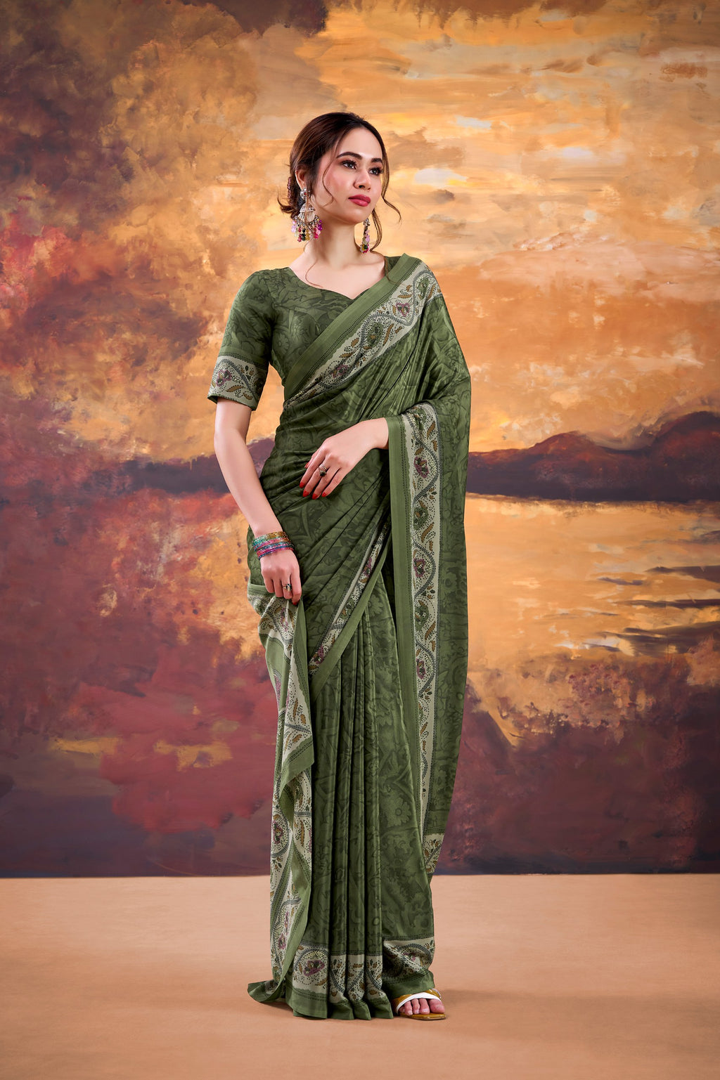 Printed Crepe Saree with Unstitched Blouse
